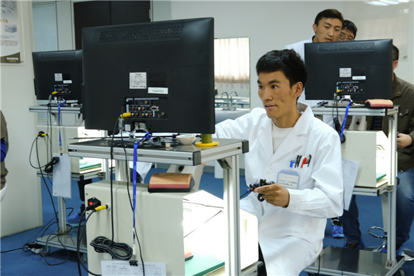 西藏大学医学院学生练习