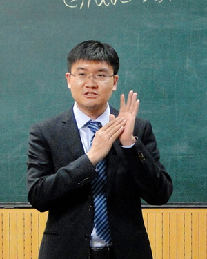 伍一鸣_副本.jpg