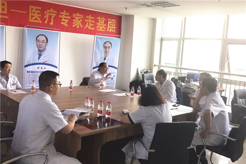 座谈_副本.jpg