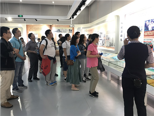 微信图片_20180929142429_副本.jpg