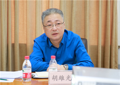 胡雄光_副本.jpg