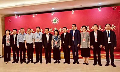 顾院长当选.jpg