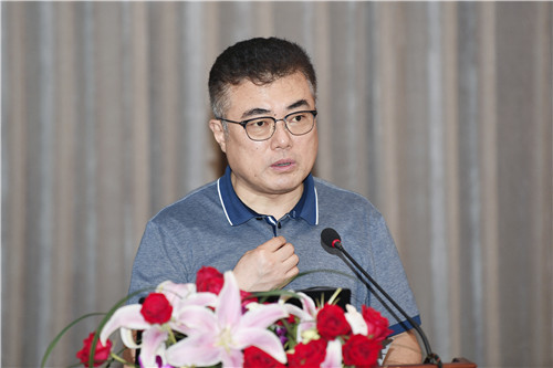 谢立新_副本.jpg 谢立新_副本.jpg