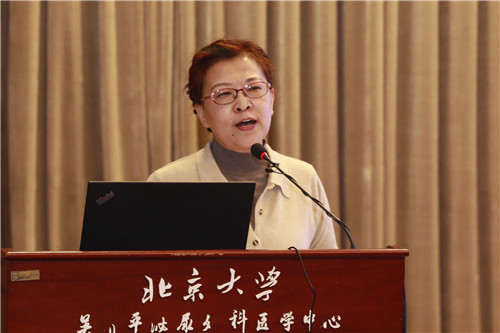 李芳_副本.jpg 李芳_副本.jpg