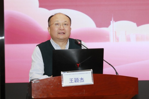 王颖杰_副本.jpg 王颖杰_副本.jpg