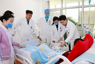 3-特需病房多学科查房_副本.jpg