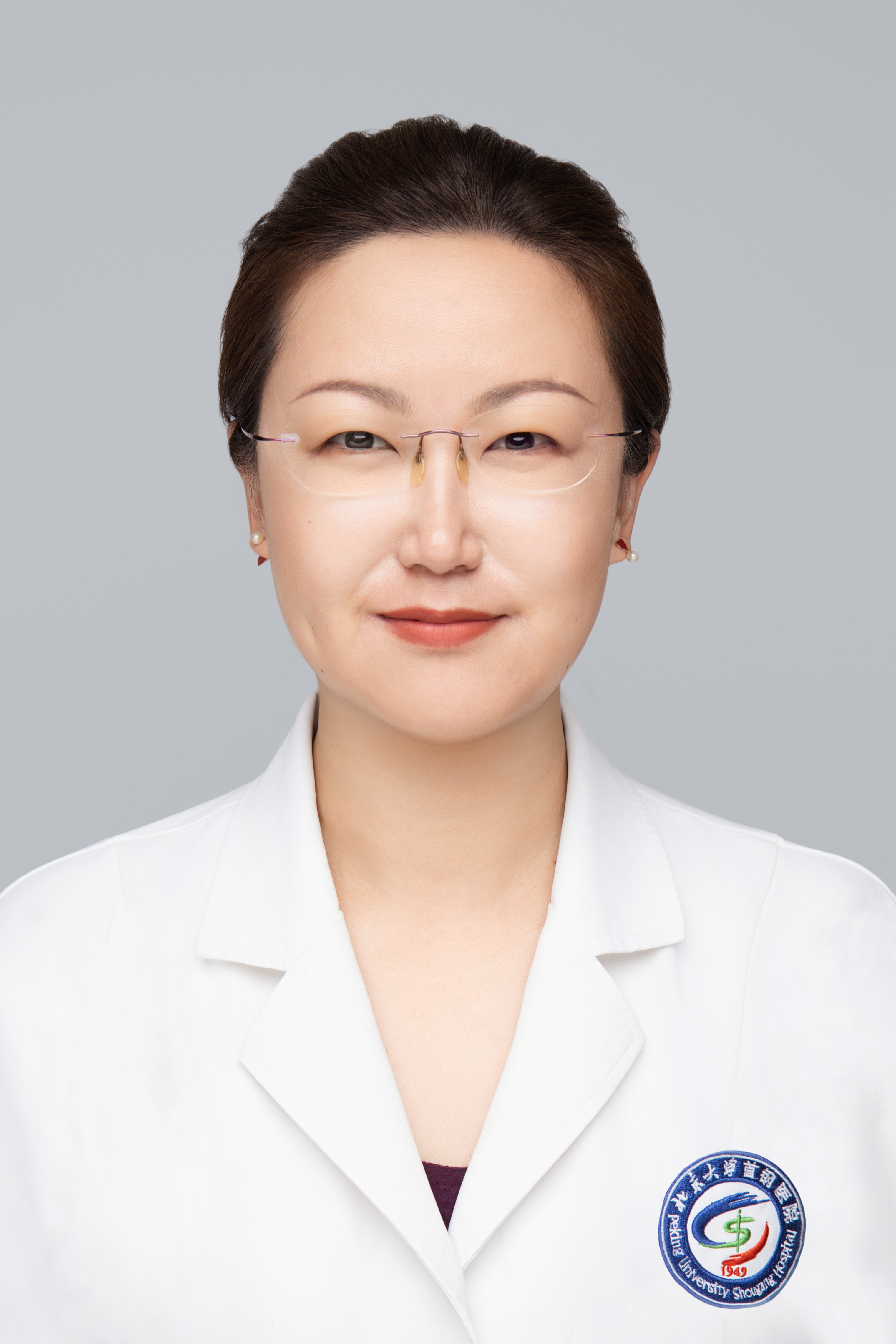 张明艳医生照片