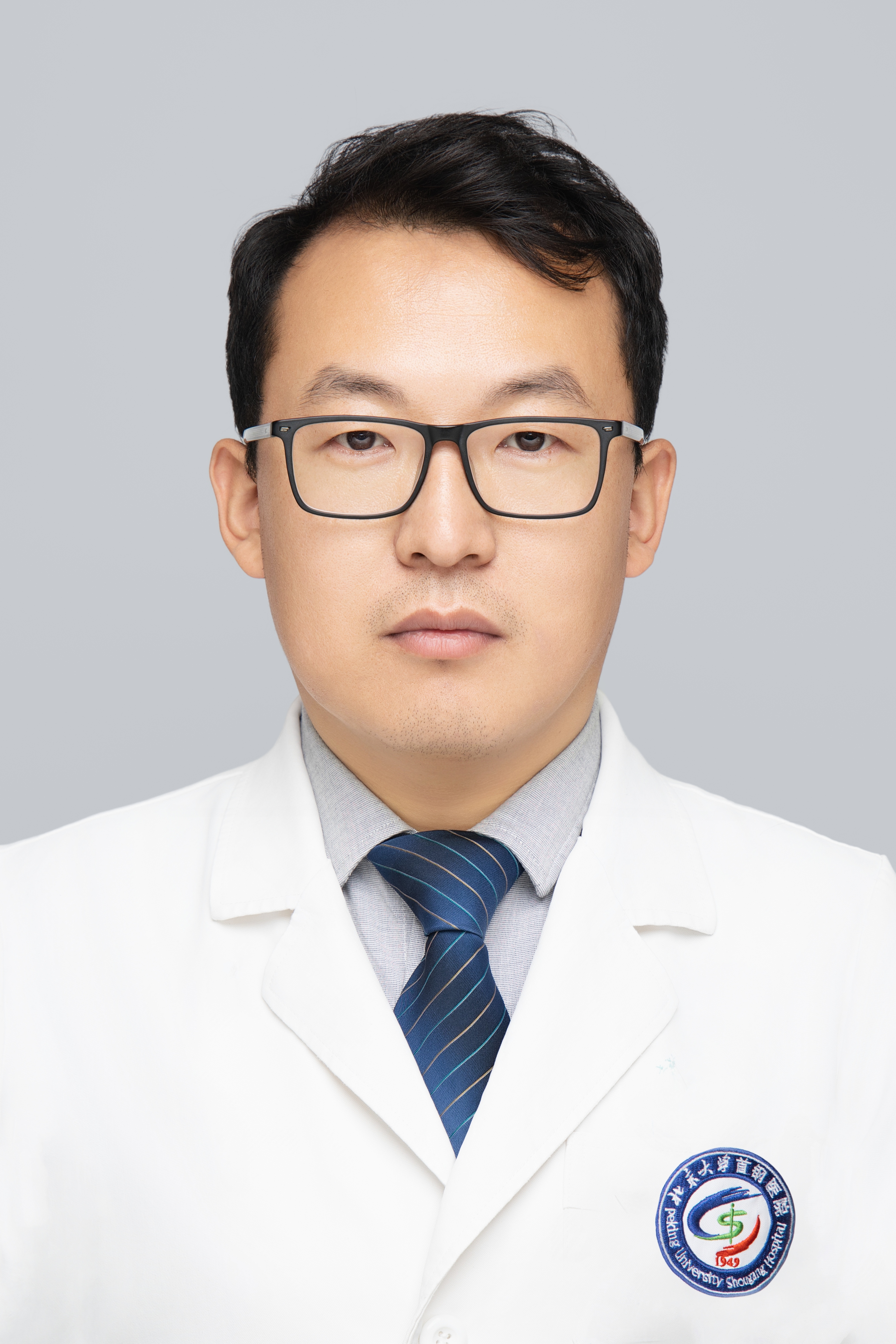 于兵孝医生照片