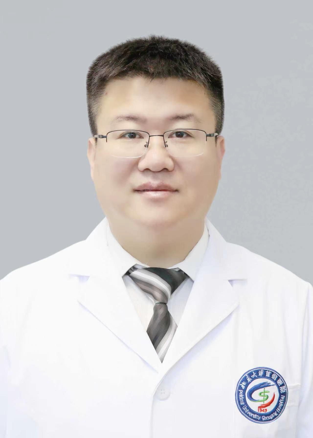 陈安杰医生照片